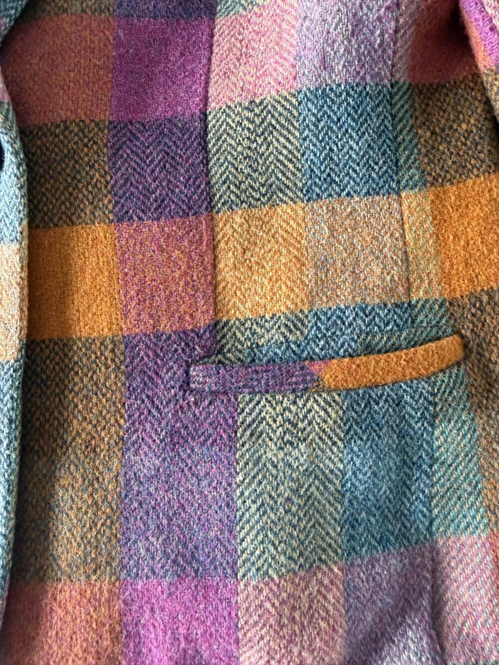 CAbi Plaid Wool Blend Blazer - Picture 9 of 9